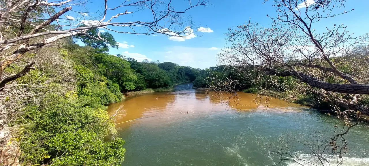 Foto 2 da cachoeira do rio Pandeiros